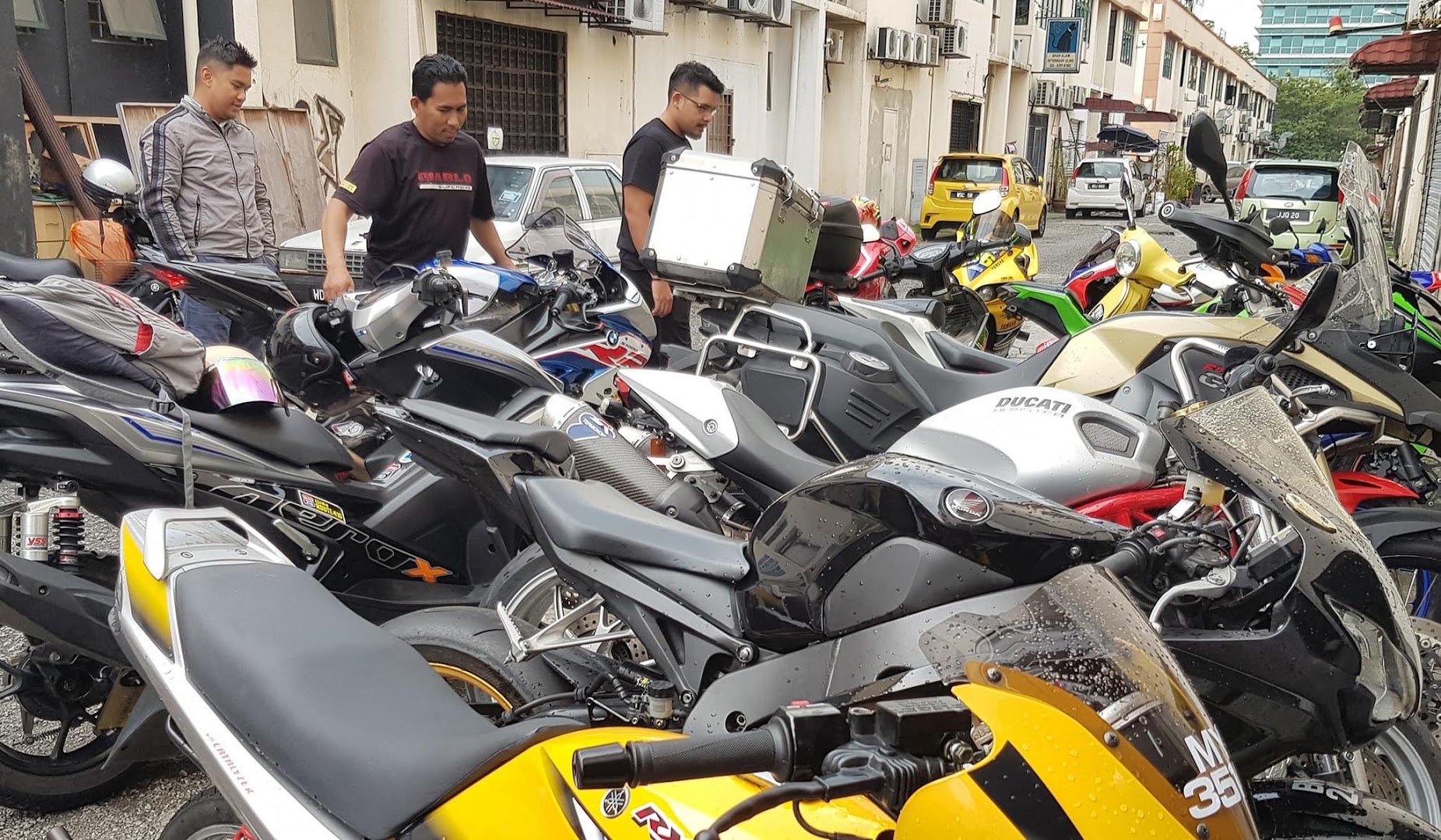 Bengkel Motosikal ADV Motorworks in Shah Alam