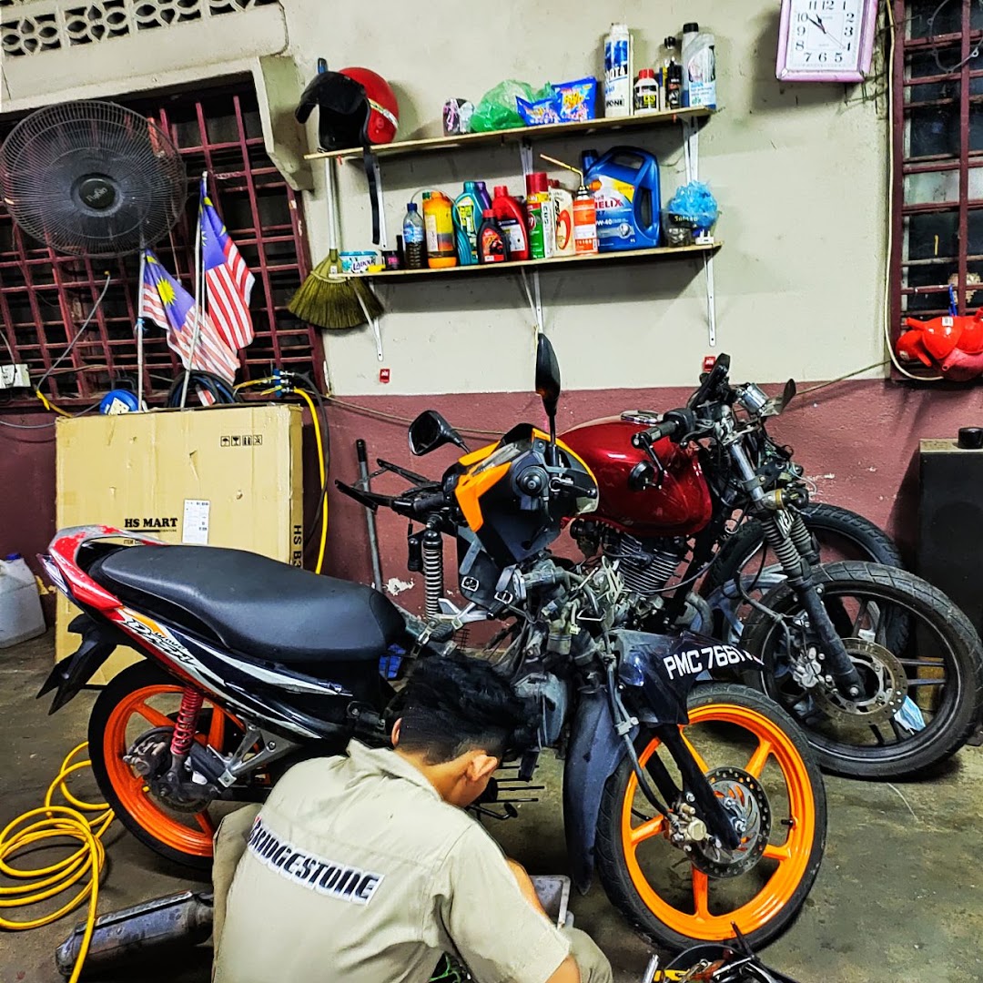 W&S Racing Garage — photo 3