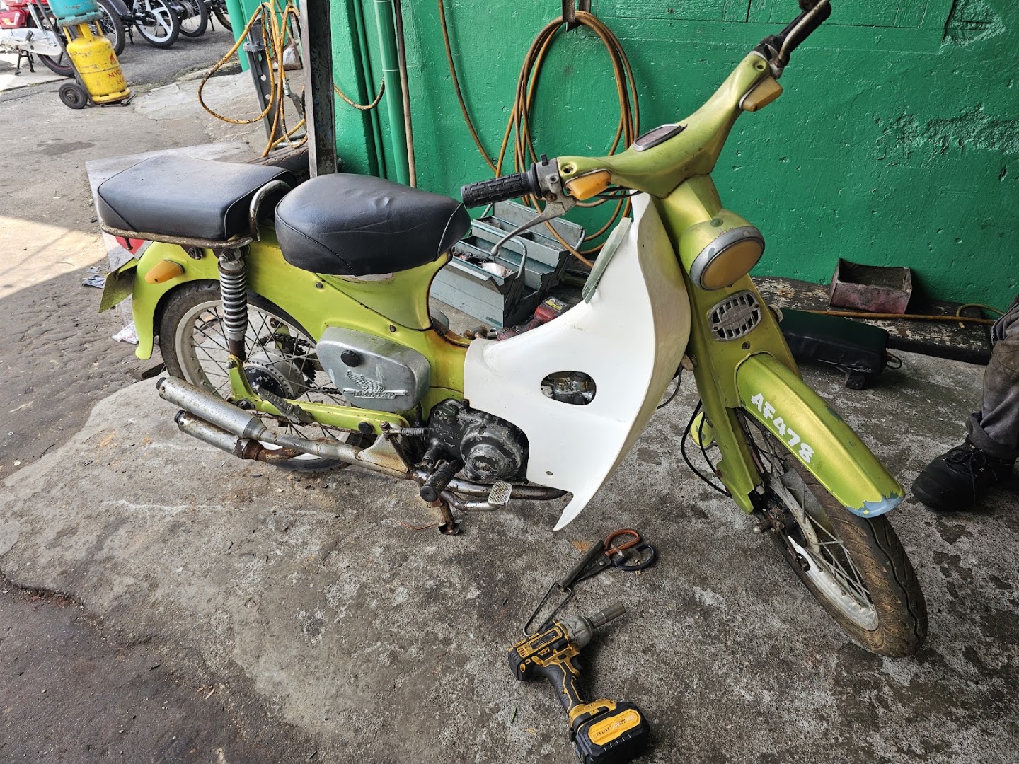 Kedai Motor Castrol Bike Point Sing Yung Hin Motors — photo 3