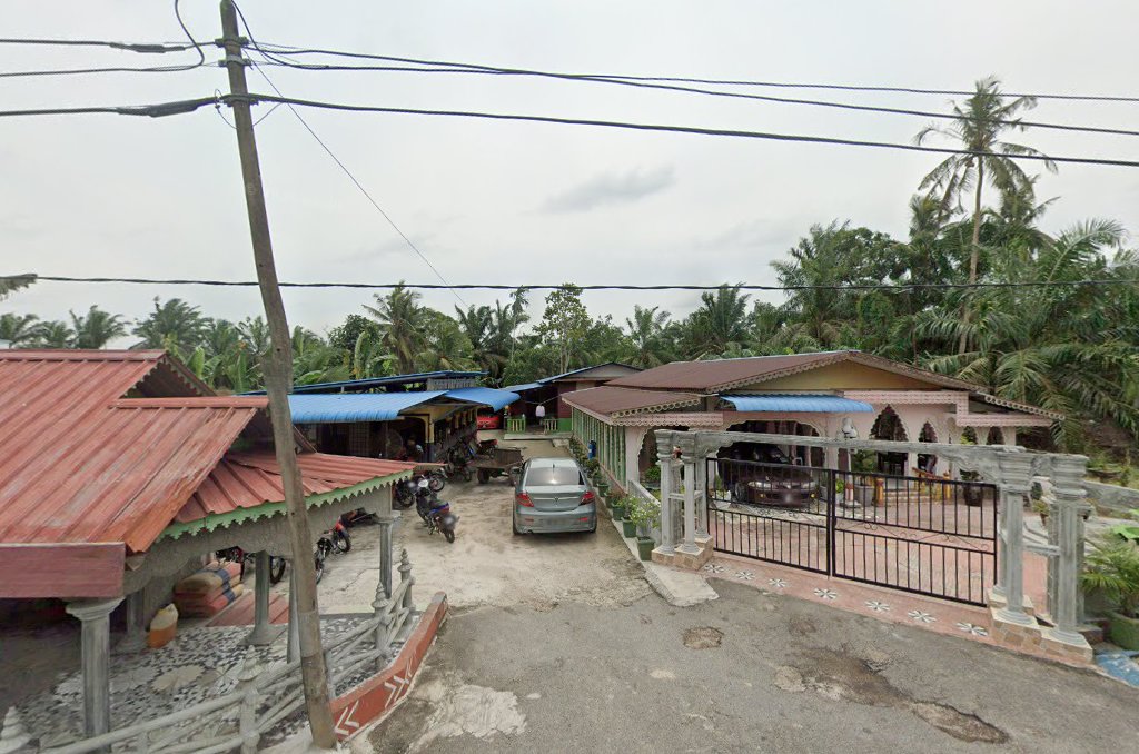 Amirul MotorWork (AMW) in Benut