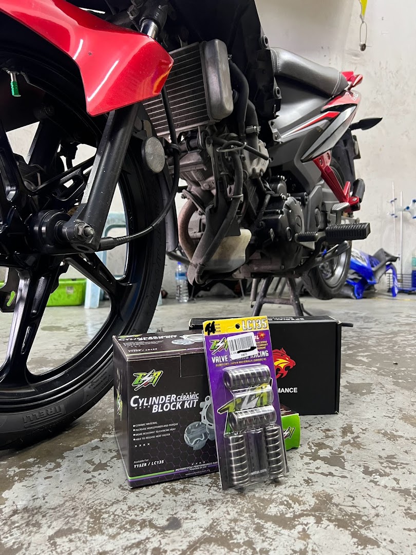 Aqi workshop motorsport service and repair in Kulai