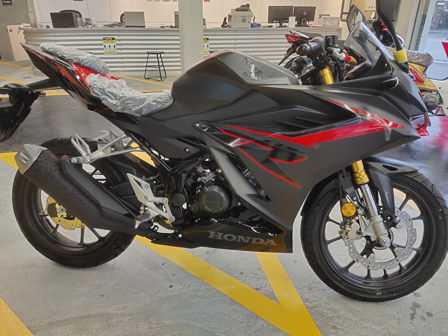 HONDA IMPIAN X- SIN HUP HUA MOTOR SDN BHD in Seremban