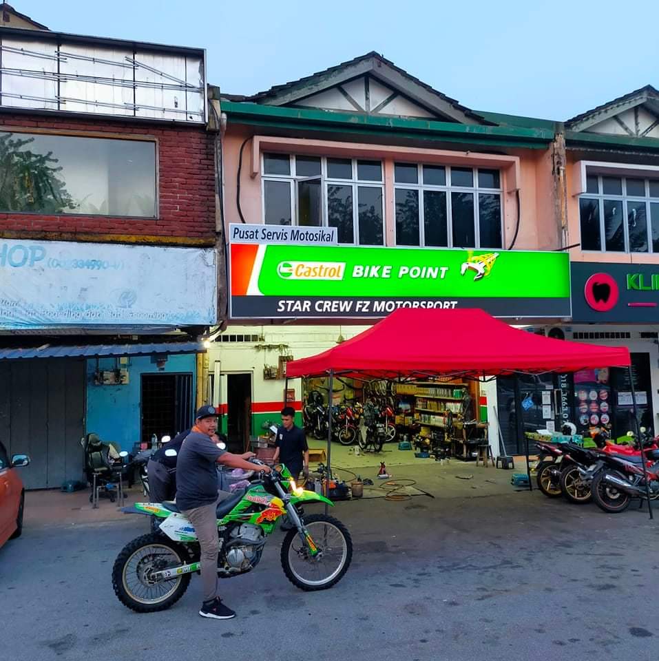 Castrol Bike Point - Starcrew FZ Motorsport — photo 1
