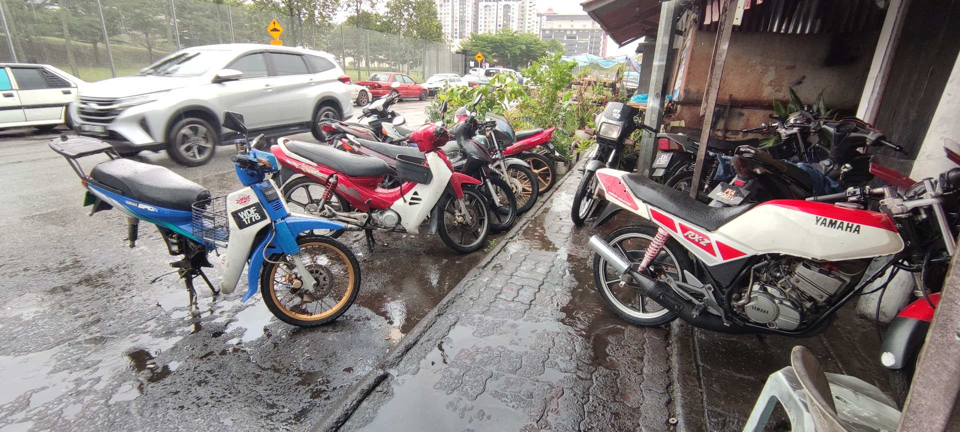 Pakmat Garage HMS in Kuala Lumpur