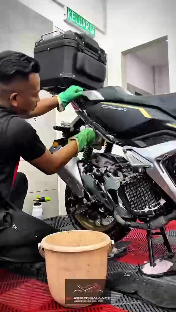 BC bike detailing — photo 2