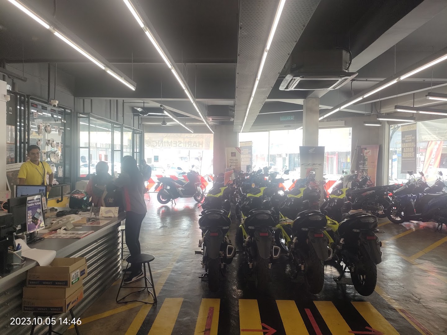 Chin Hin Jitra (CHJ Motors) - Pekan Jitra 2 ~ Honda Impian X Shop — photo 4