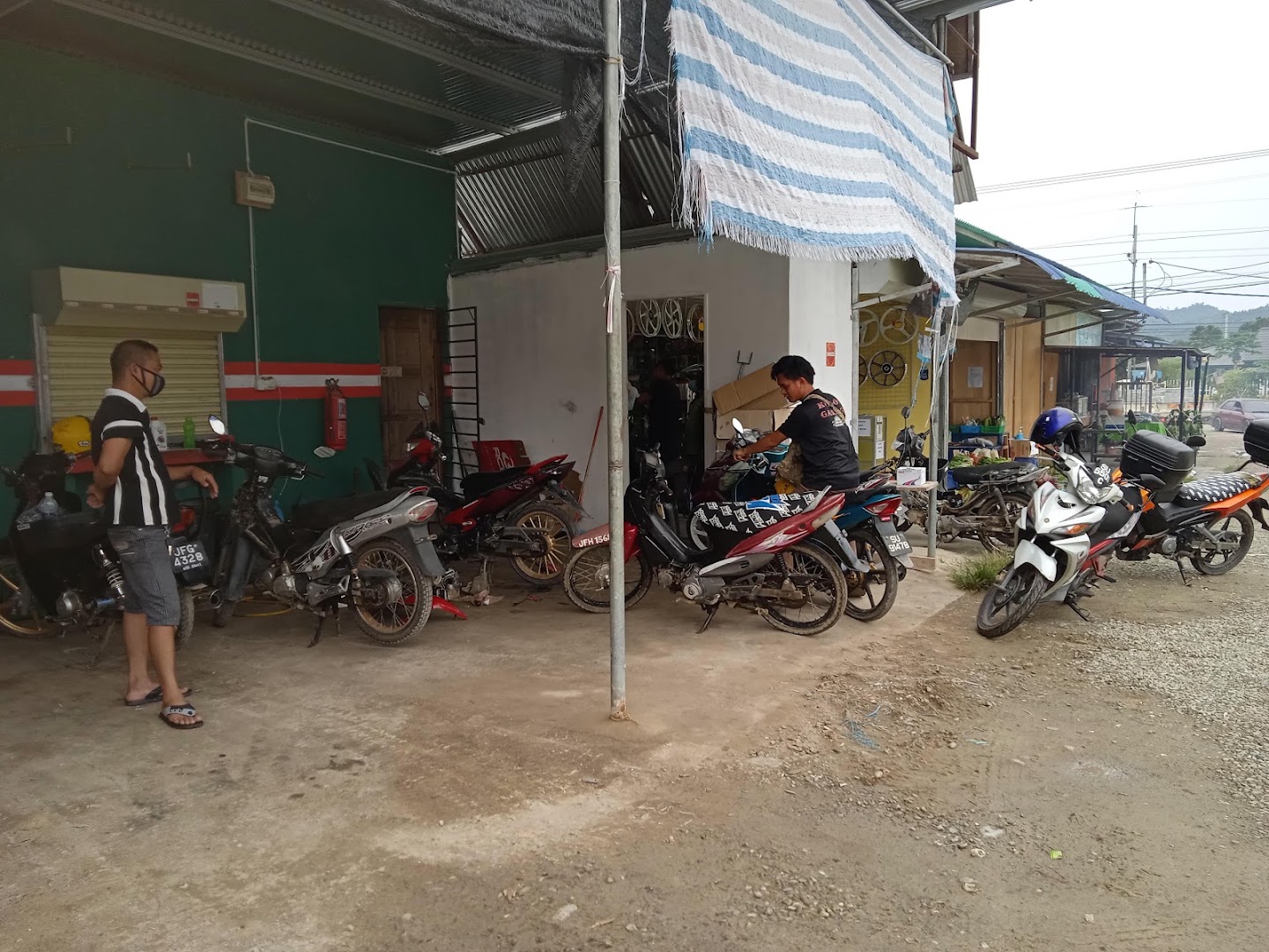 APY MOTOR SERVICE — photo 2