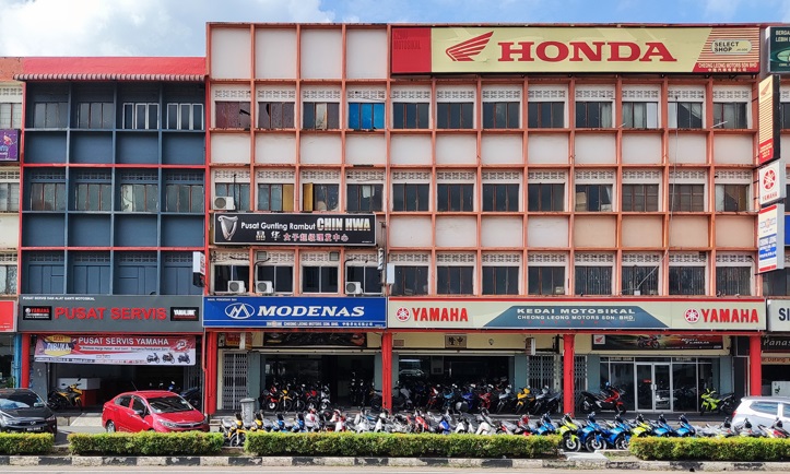 YQS Cheong Leong Motors Sdn Bhd in Segamat District