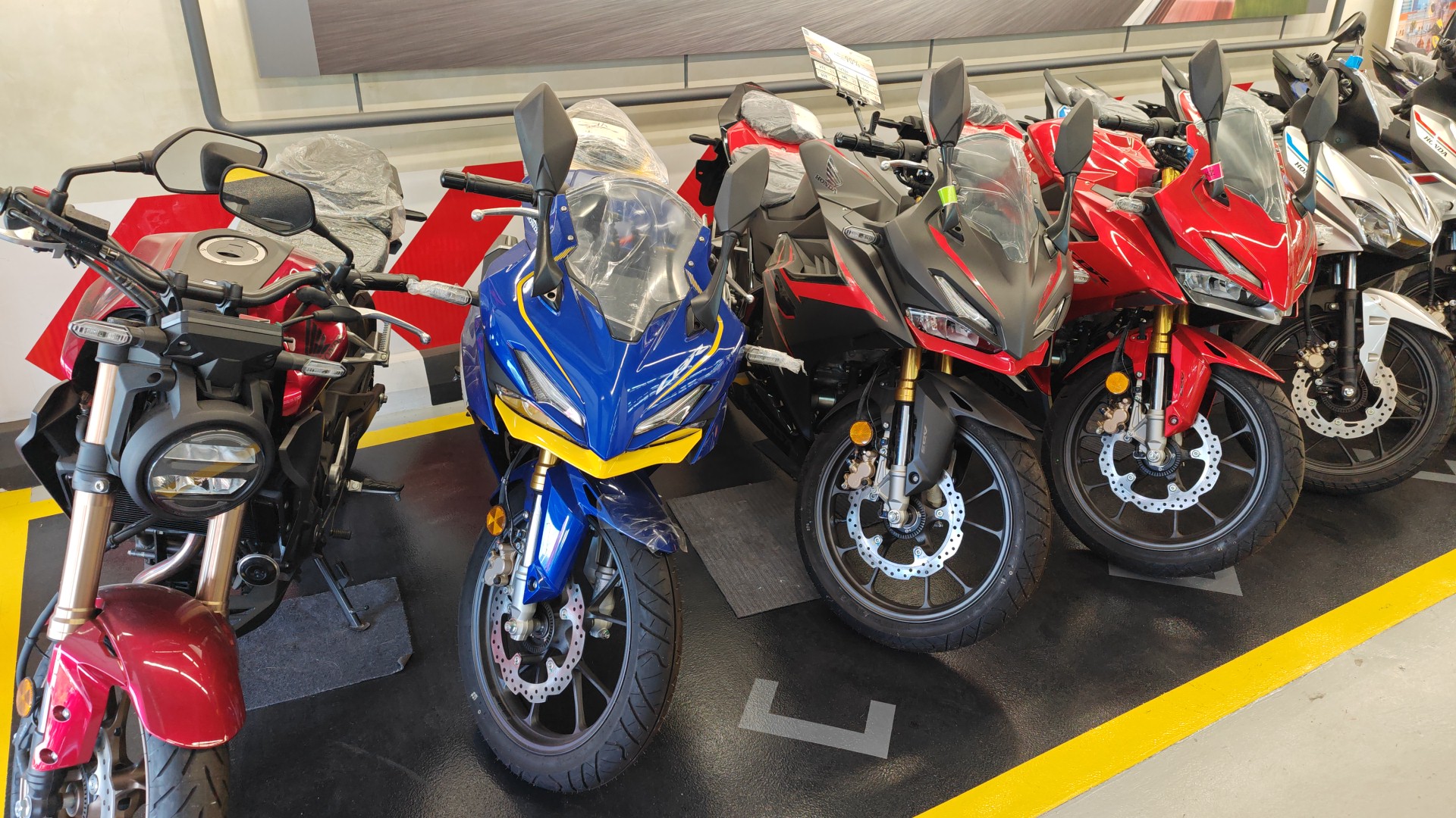 Honda Impian X - YK YAU MOTOR SDN BHD - CHENG - — photo 3
