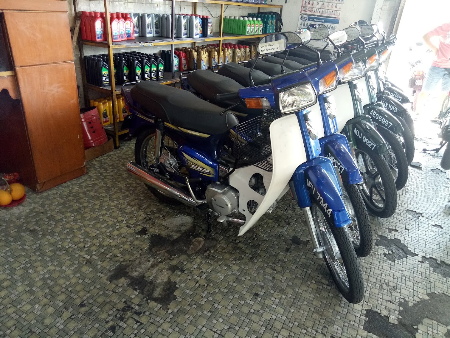 Kedai Motor Yoon Loi — photo 2