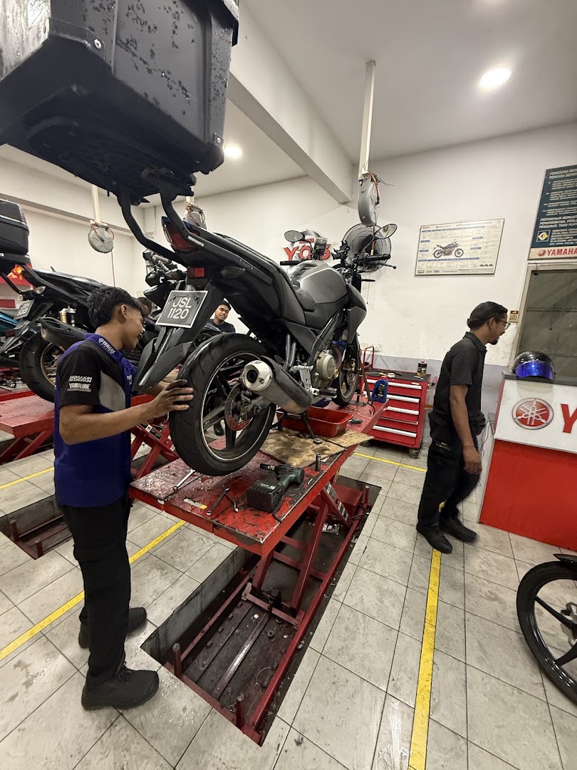 YQS - Moy Huat Motor Trading Sdn Bhd — photo 4
