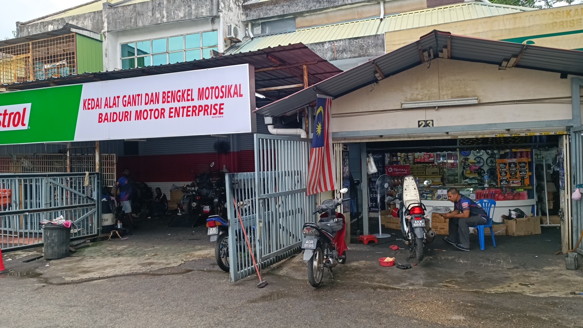 Baiduri Motor Enterprise (Tayar King PJ) in Petaling Jaya