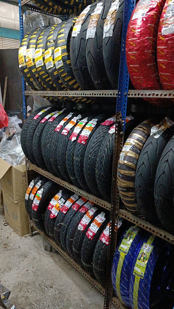 Baiduri Motor Enterprise (Tayar King PJ) — photo 3