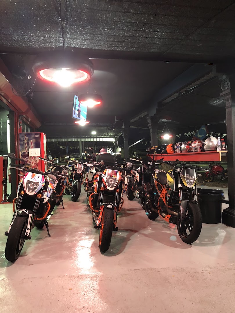 4 Brothers OneStop Centre in Langkawi