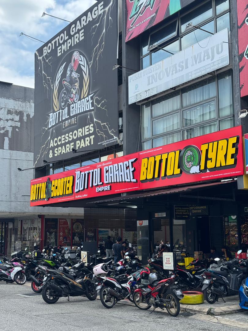 BOTTOL GARAGE EMPIRE — photo 1