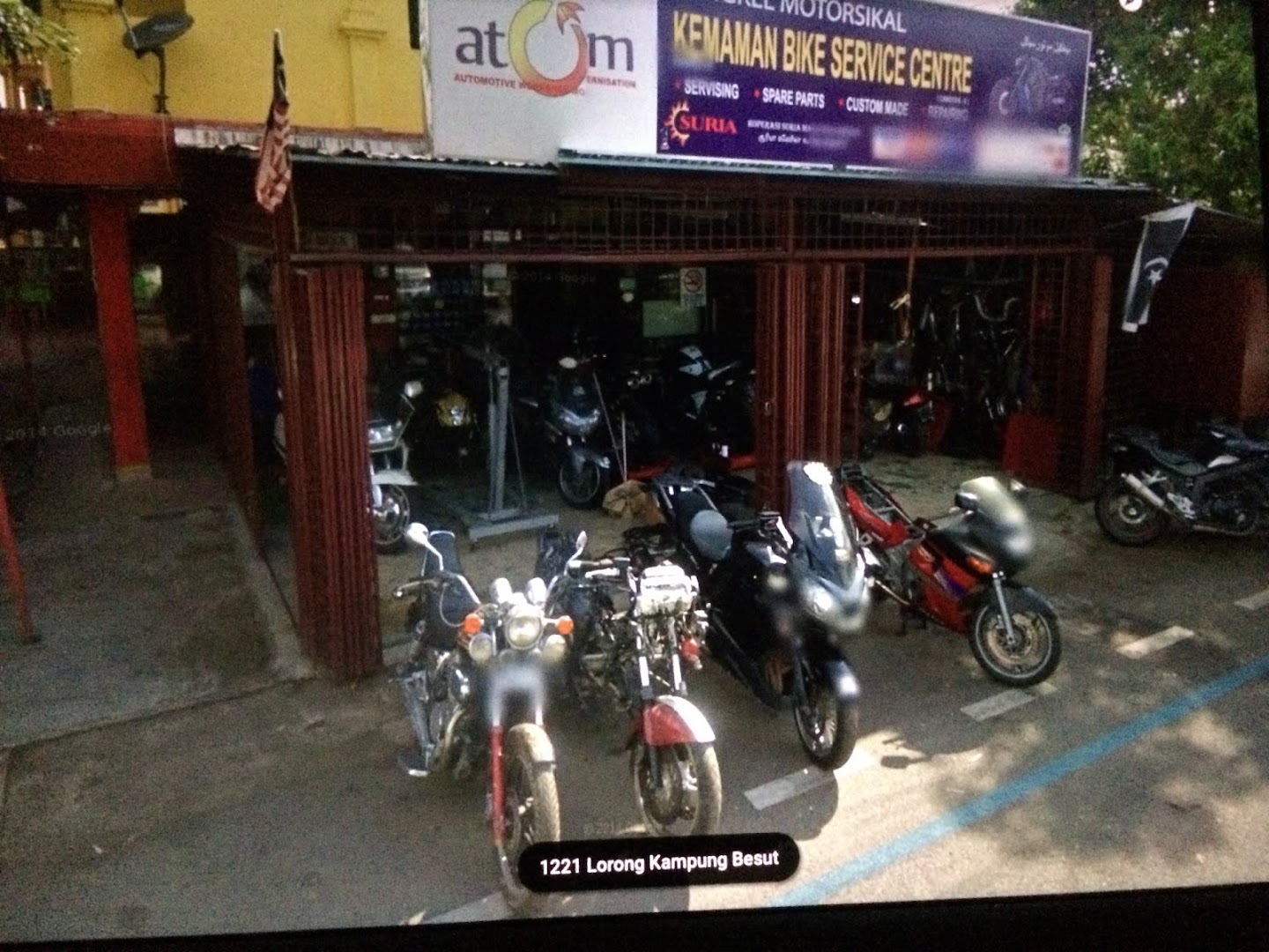 KEMAMAN BIKE SERVICE CENTRE in Chukai