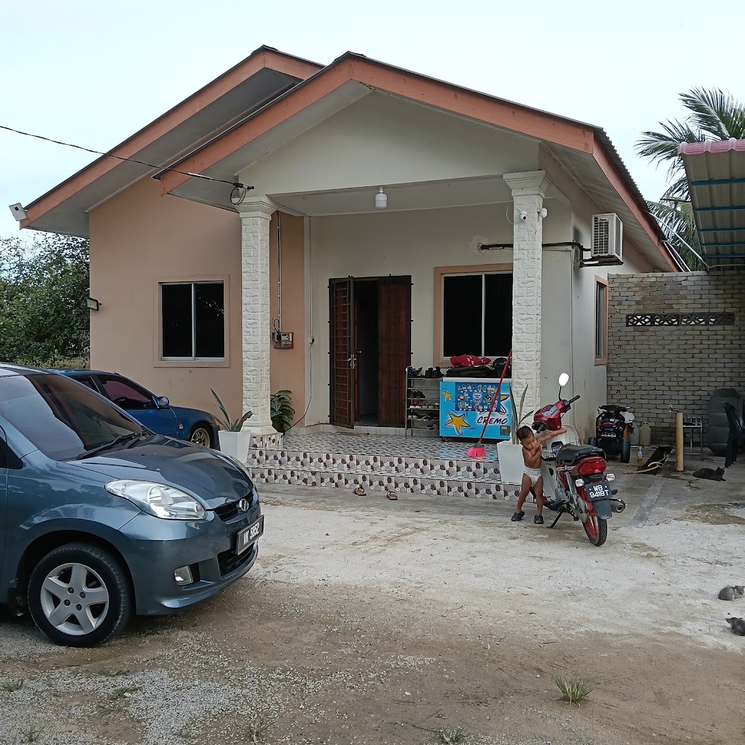 Sapiq motor in Bachok