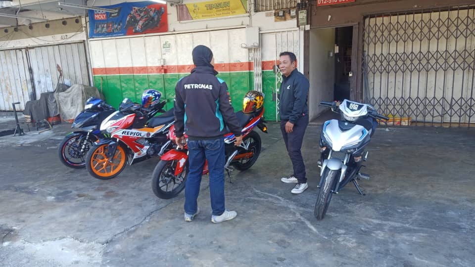 Castrol Bike Point - Bogek Motor — photo 2
