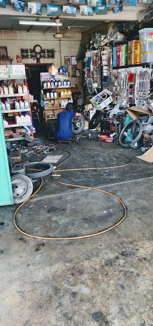 MOTORS — photo 3