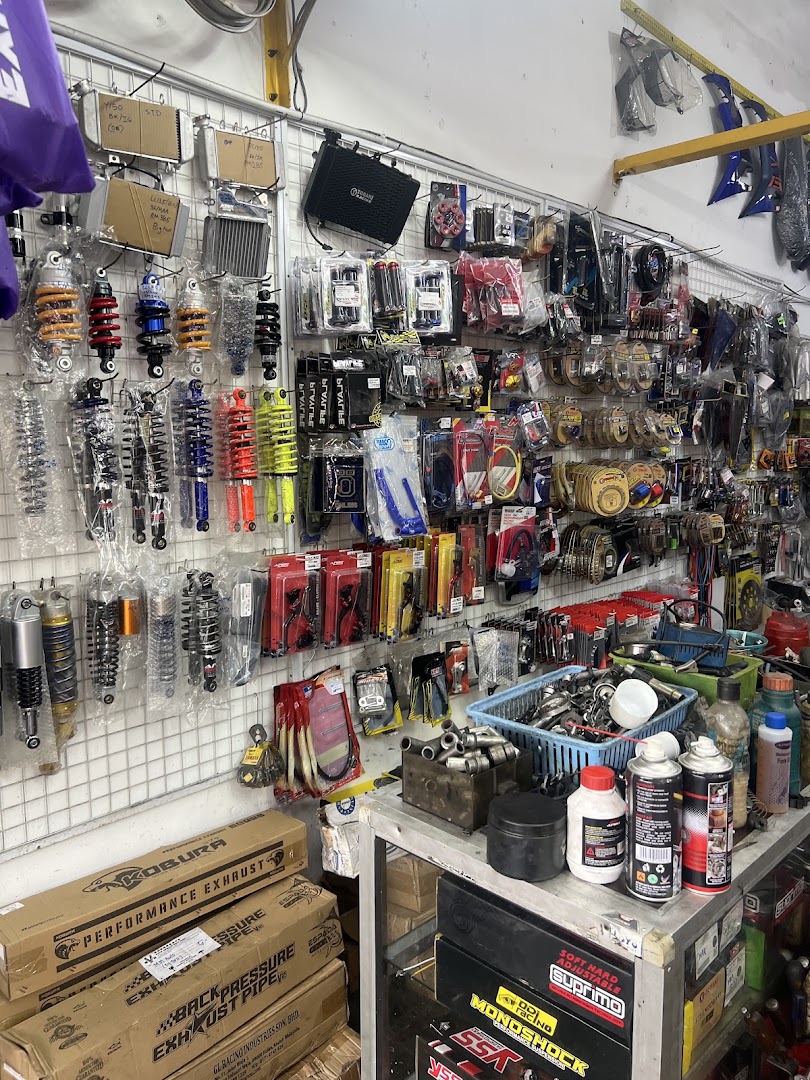 MM AUTO WORKS — photo 2