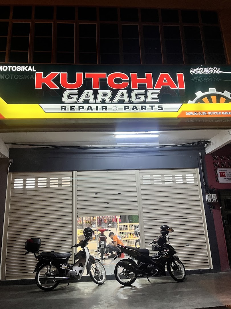 Kutchai Garage in Kepala Batas