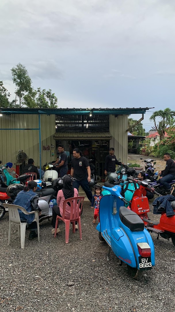 Apit Scooter Garage — photo 3