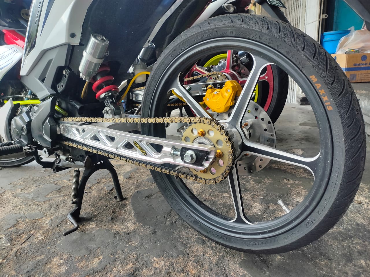 Lian Motor Ulu Tiram — photo 3