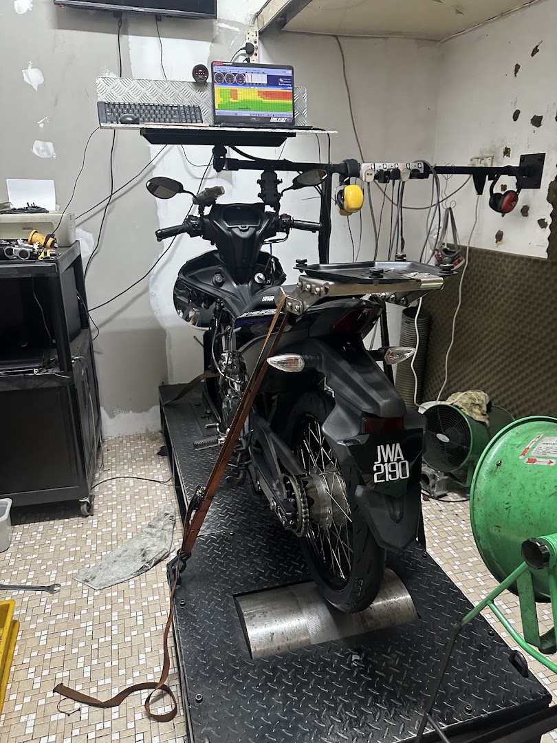 HZ32 Motorsport — photo 2