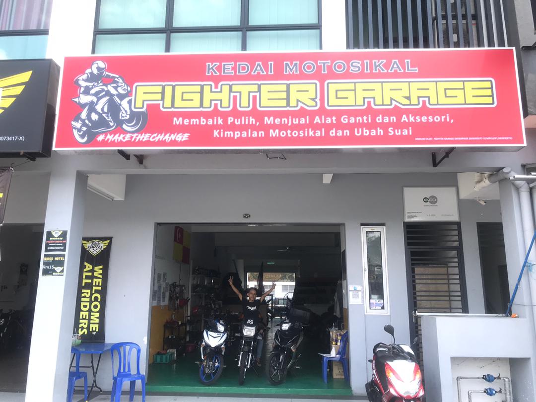 Fightergarage19 in Banting