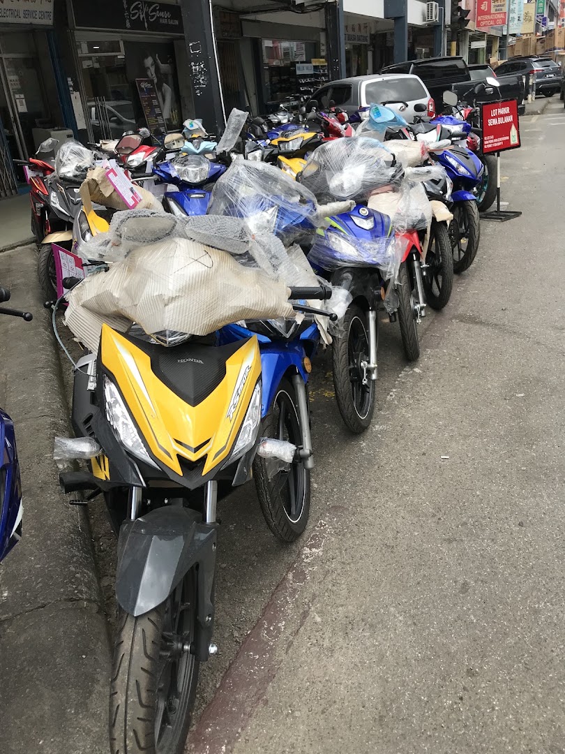 Borneo Hire Purchase Sdn. Bhd. / Shen Lee Motor — photo 3