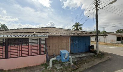 Usop Garage in Ulu Tiram