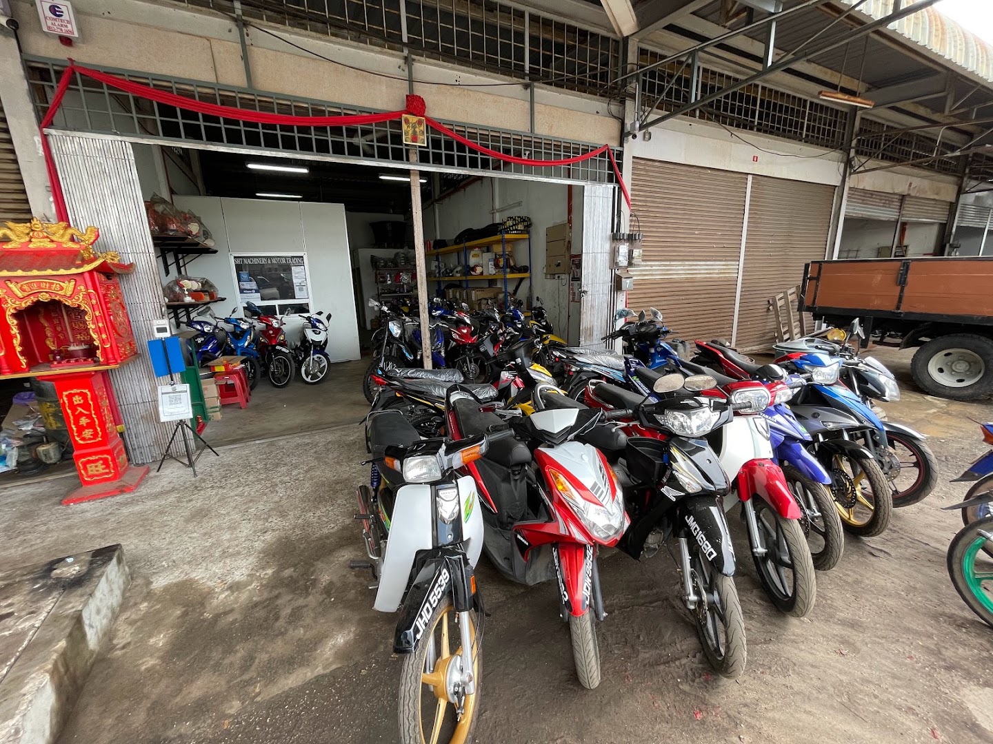 SHT MACHINERY & MOTOR TRADING — photo 2