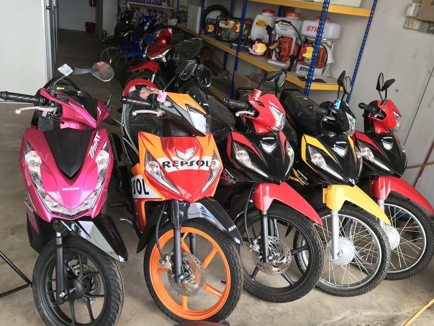 SHT MACHINERY & MOTOR TRADING — photo 3