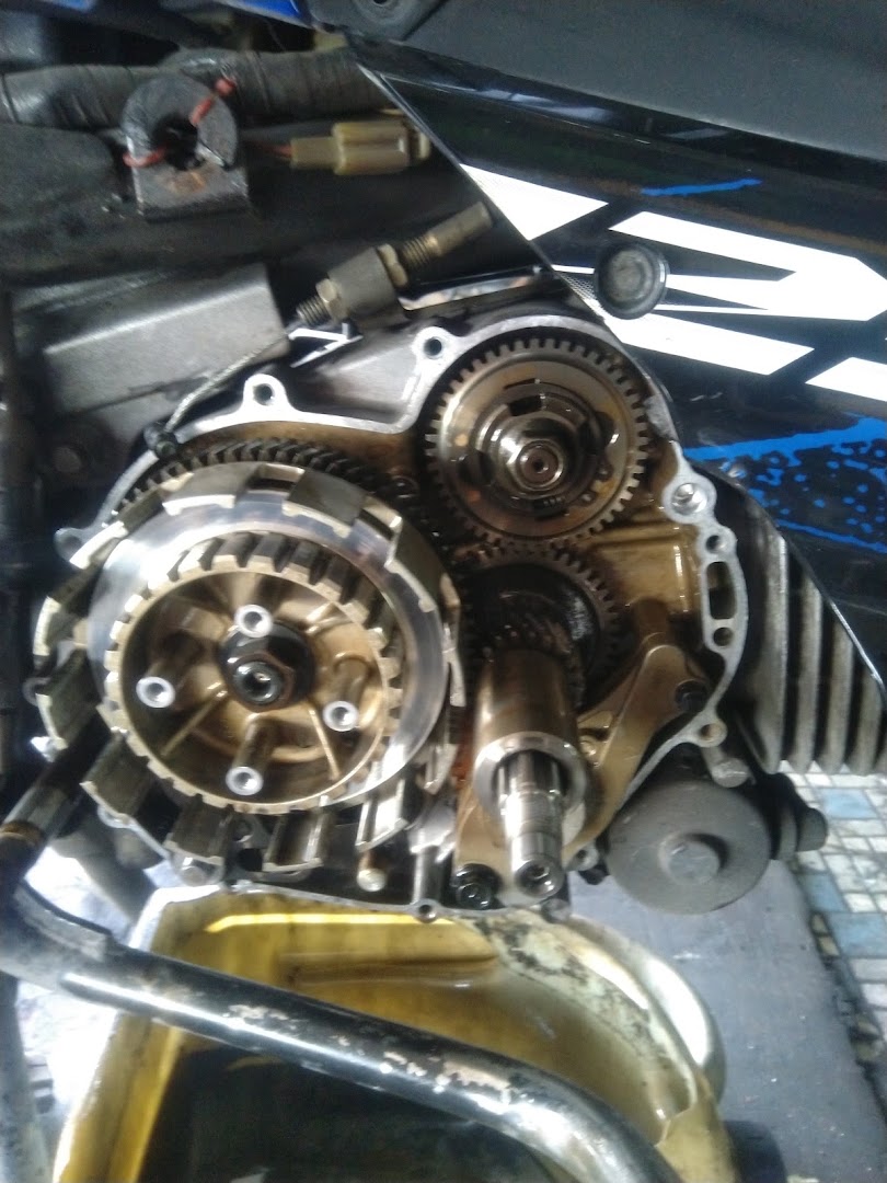 Bengkel Motor Dan Servis Meng Keong — photo 3