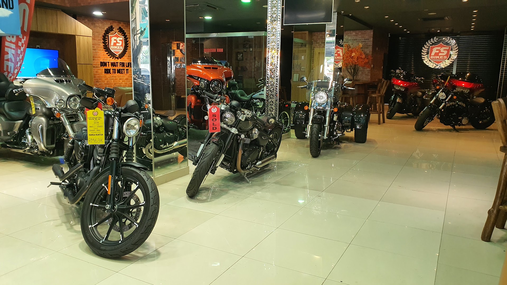 FS Bikes @ Uban Riders — photo 2