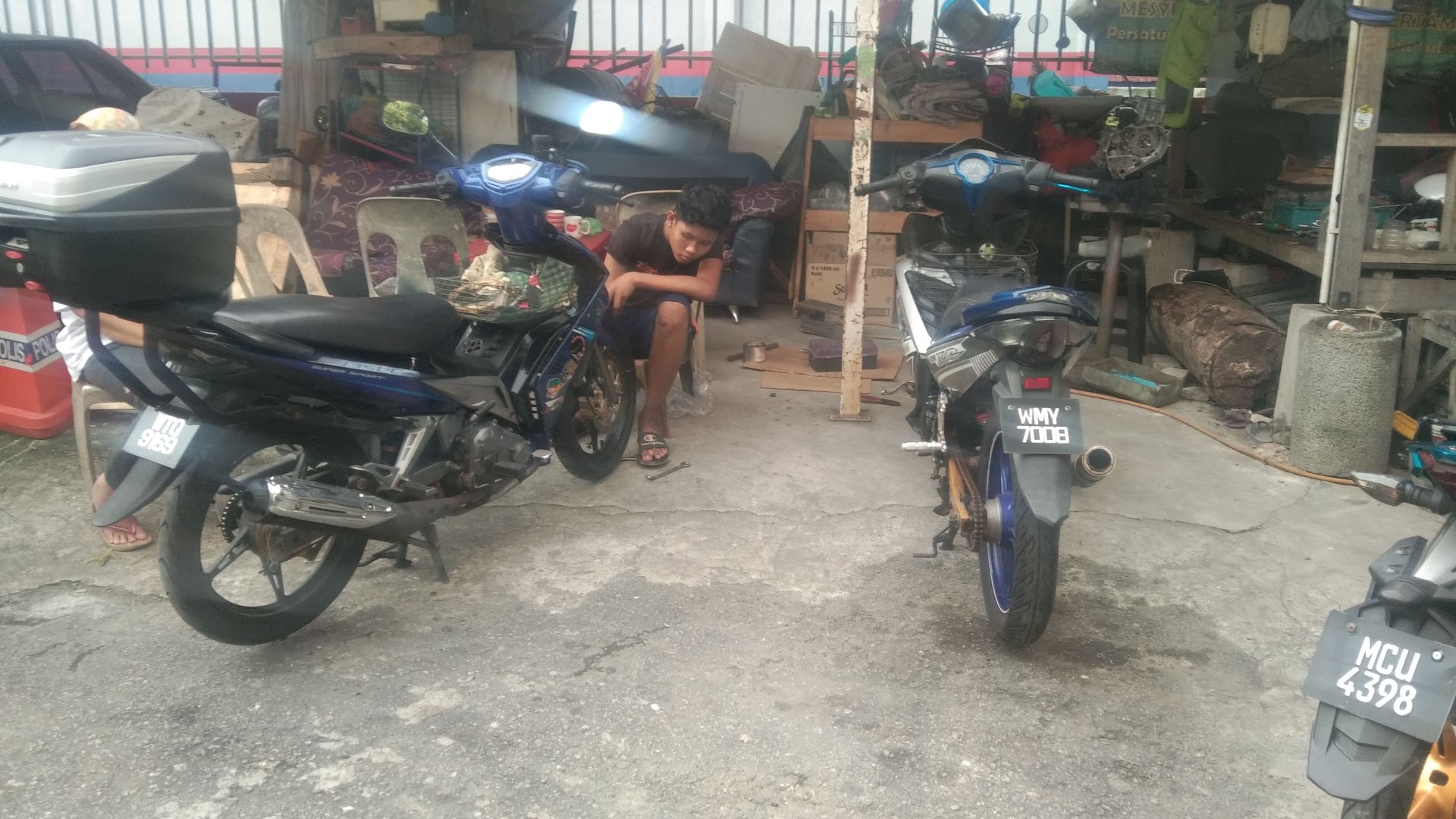 BENGKEL AZIZ 808 — photo 5