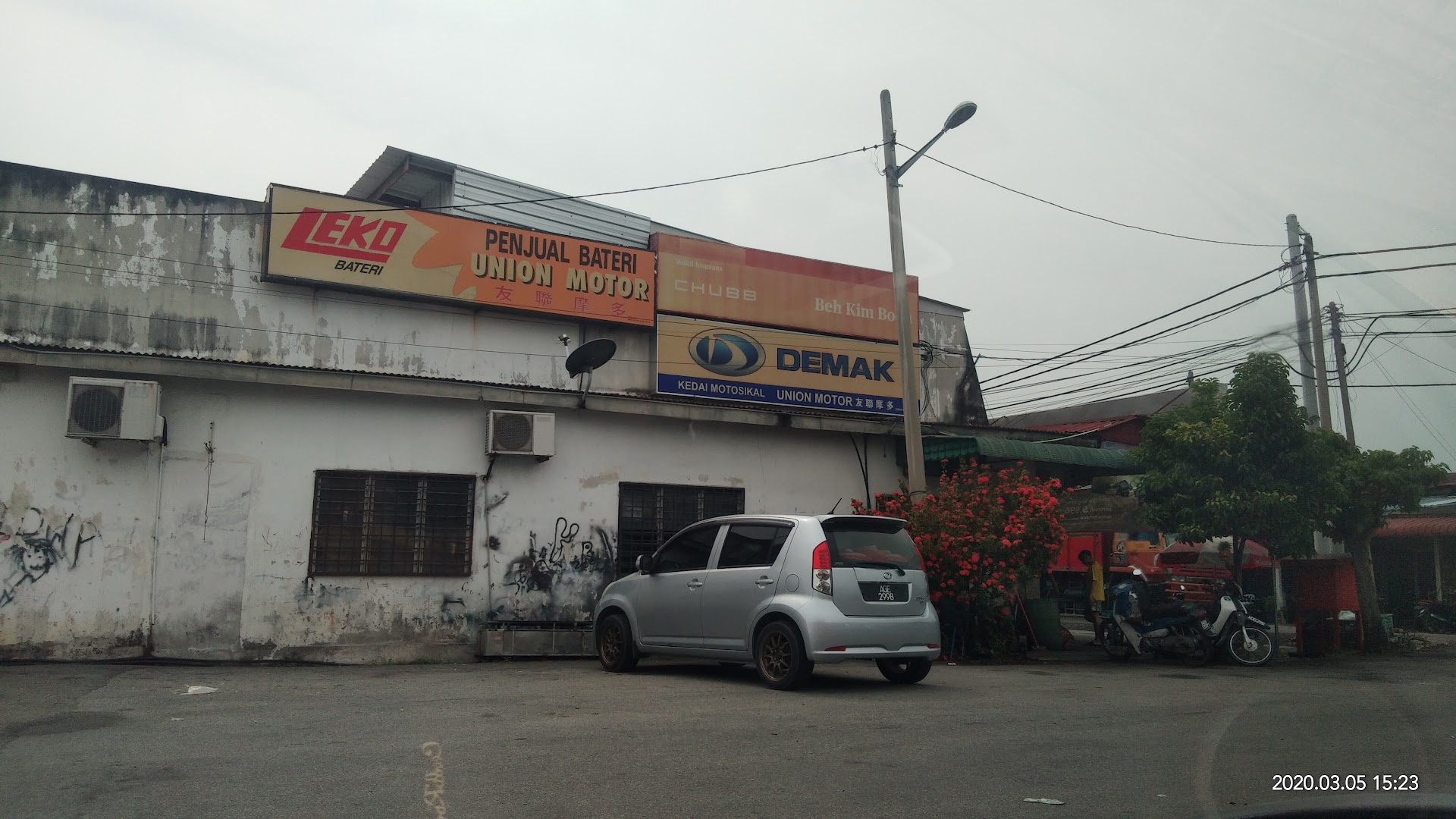 Union Motor in Hutan Melintang