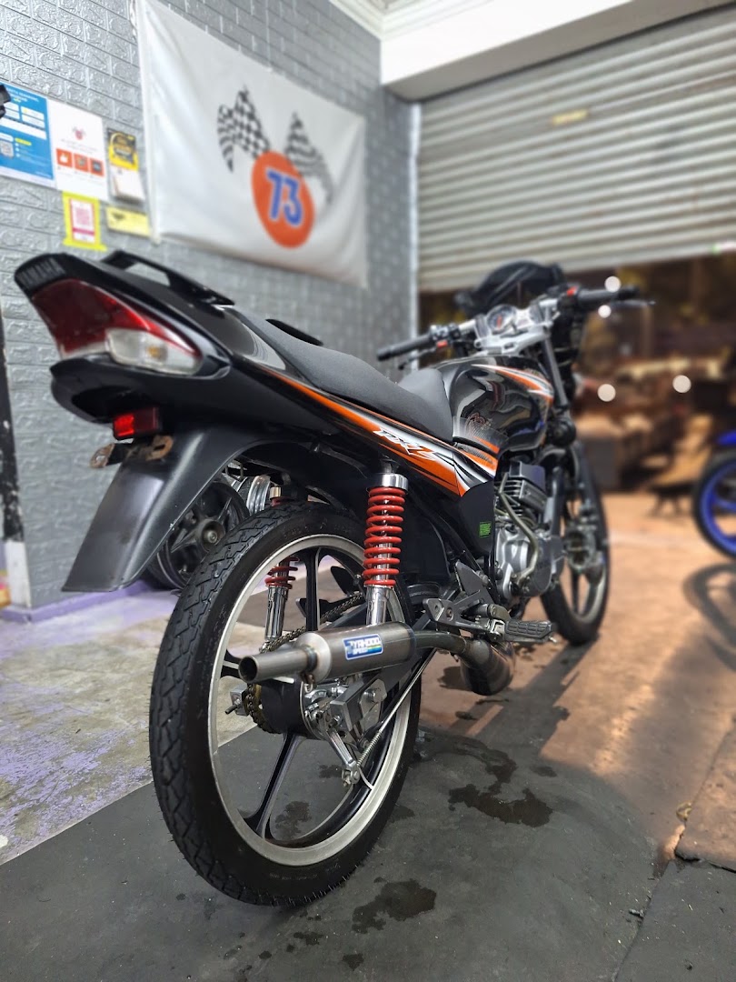 73 MOTORSPORT — photo 2