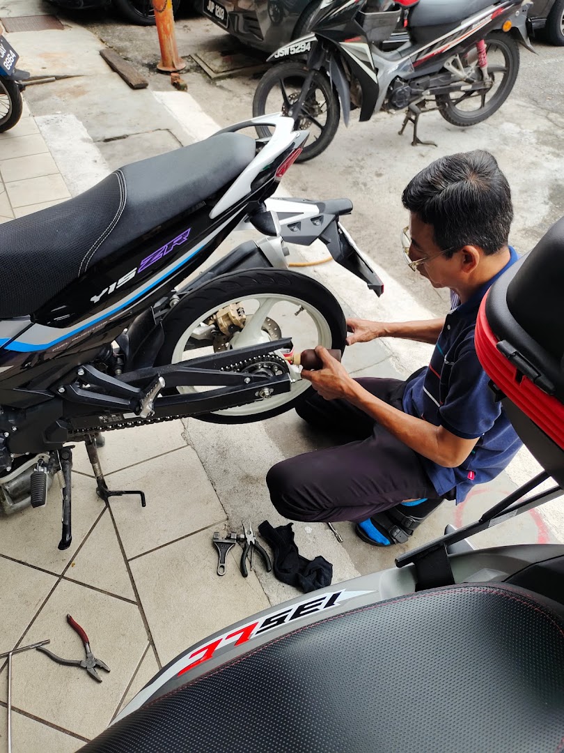 HUA HENG Motor Workshop (Panjang) — photo 3