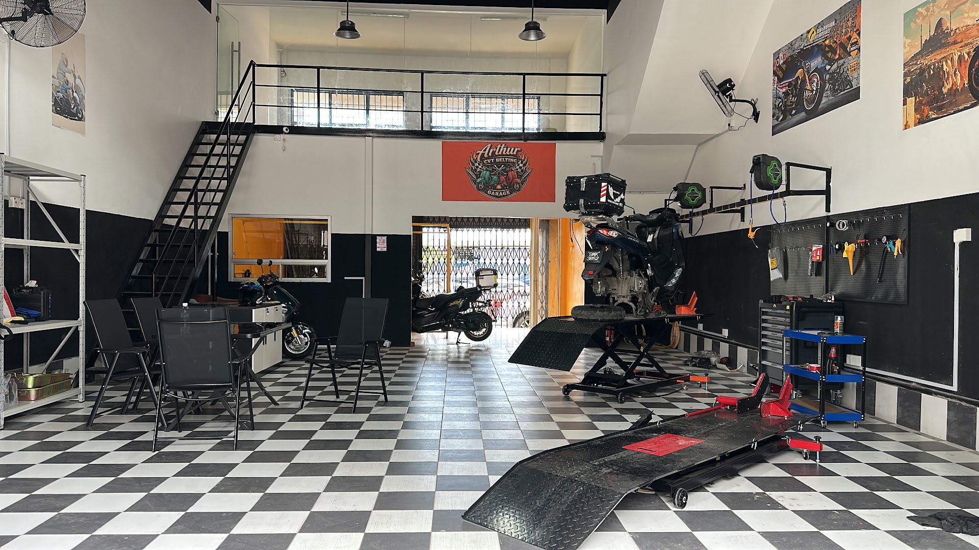 Arthur CVT Belting Garage — photo 2