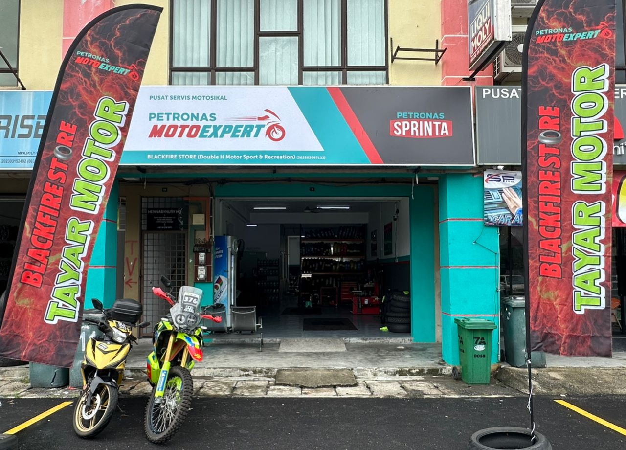 PETRONAS MotoExpert Bangi @ Blackfire Store in Kajang