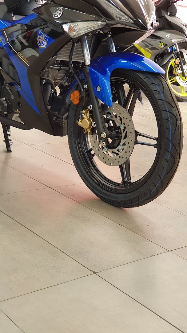 Kedai Motor Eng Wan Sdn Bhd.Parit Buntar — photo 2