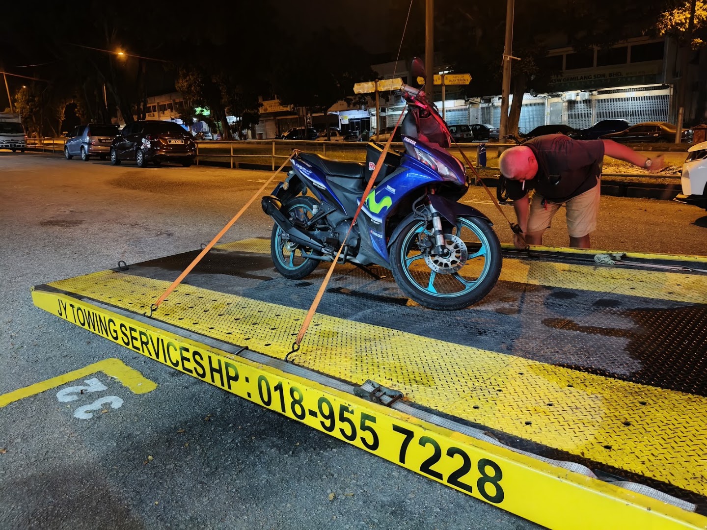 辉达摩哆维修 FUI TAT MOTOR TRADING in Johor Bahru