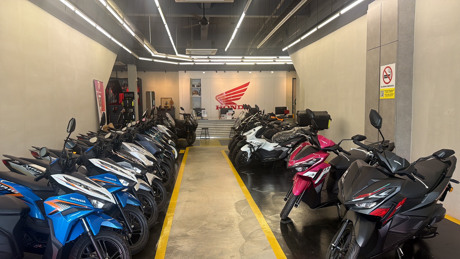 Honda Impian X - Chew Advance Balik Pulau — photo 3
