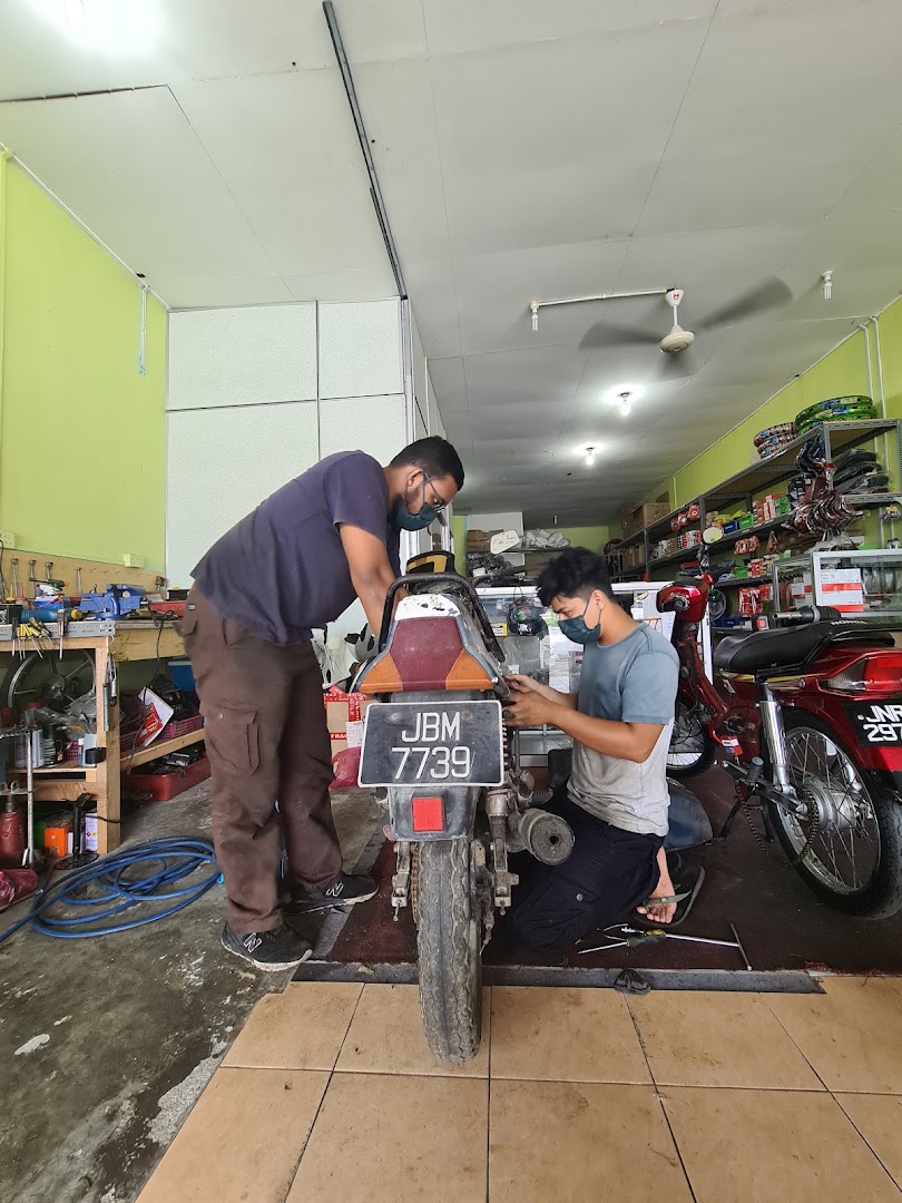 CSNIK Custom Part in Mersing