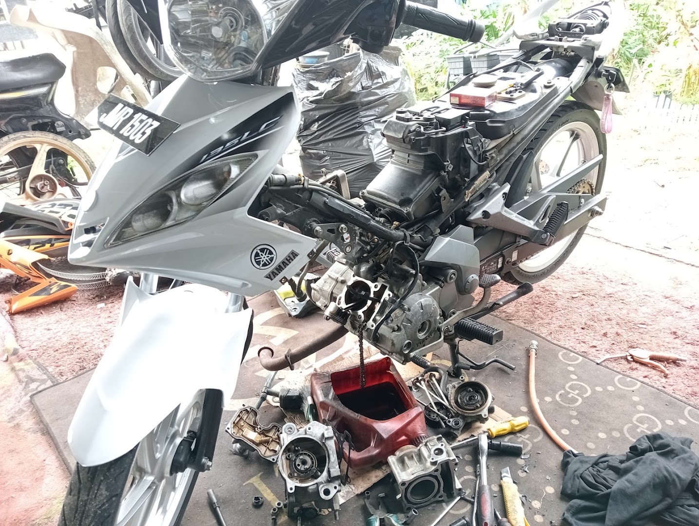 ZIMAR GARAGE Bengkel MOTORSIKAL baik pulih dan cat — photo 3