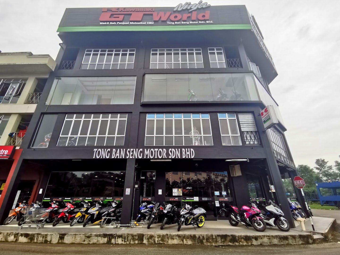 Kedai Motosikal in Kulai