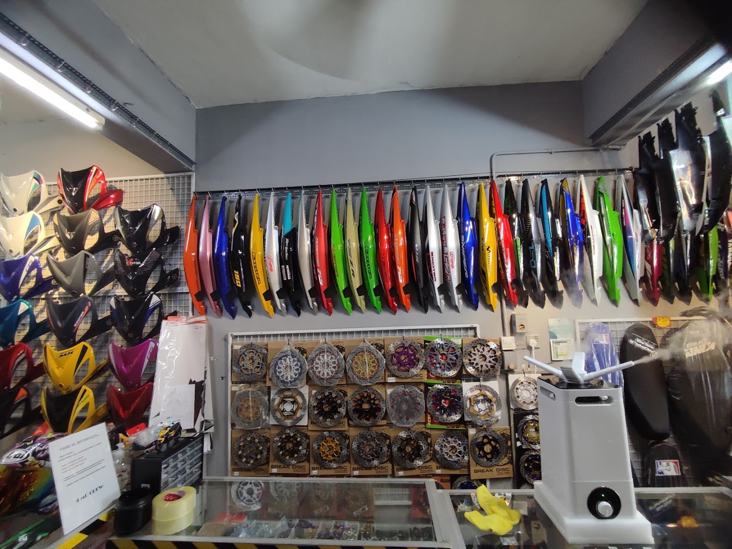 fahri Motorparts — photo 2