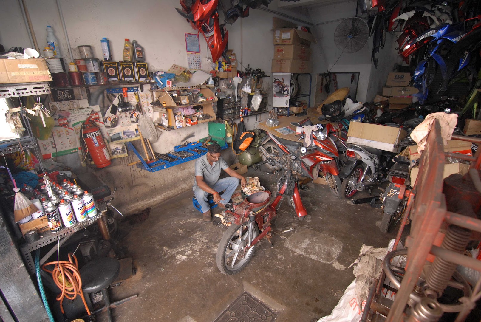 Lean Hong Motor - Kedai Misai Ori(ada tukar nama motor & kereta) — photo 2