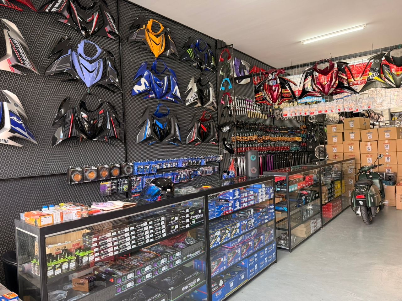 LFN PERFORMANCE PARTS EMPIRE — photo 2